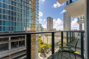 Property grounds - Crosby Miami WTC 1BR/1BA Signature City #1604 (Miami)