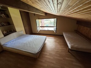 5 quartos, Wi-Fi de cortesia