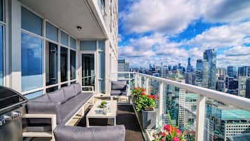Penthouse Presidensial, 3 kamar tidur, pemandangan kota | Balkon