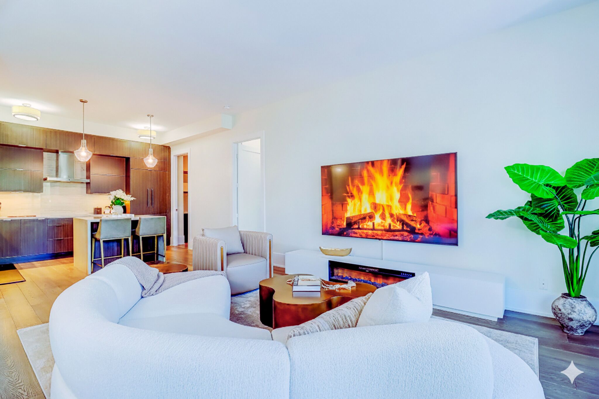 Presidential Penthouse, 3 Bedrooms, City View | Living area