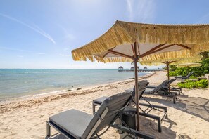 Beach - Beachfront 2BR Condo in Bahía Tankah, Tulum (Tulum Municipality)