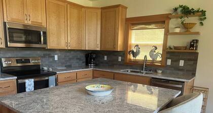 Quail Run Mountain View Cottage