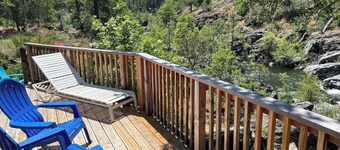 Applegate Riverside Retreat