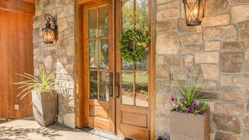 Rumah | 5 kamar tidur