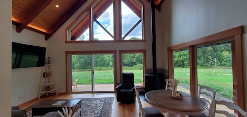 Quail Run River View Cottage