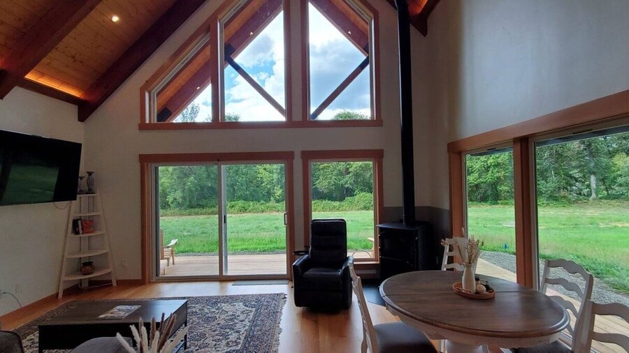 Quail Run River View Cottage