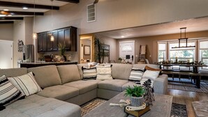 Room - Jacksonville Creekside Inn (Jacksonville)