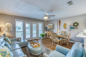 Smart TV, DVD player - Sea-Esta - Short Walk to Beach, Breezy Balcony, Resort Pool & Snowbirds Welcome (Pensacola)