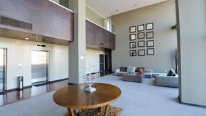 Lobby sitting area - Loftstudio  (Monterrey)
