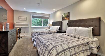 Cozy Hotel Room Style Studio Condo With Pool