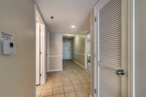 Interior - Crescent Shores N - 702 (North Myrtle Beach)