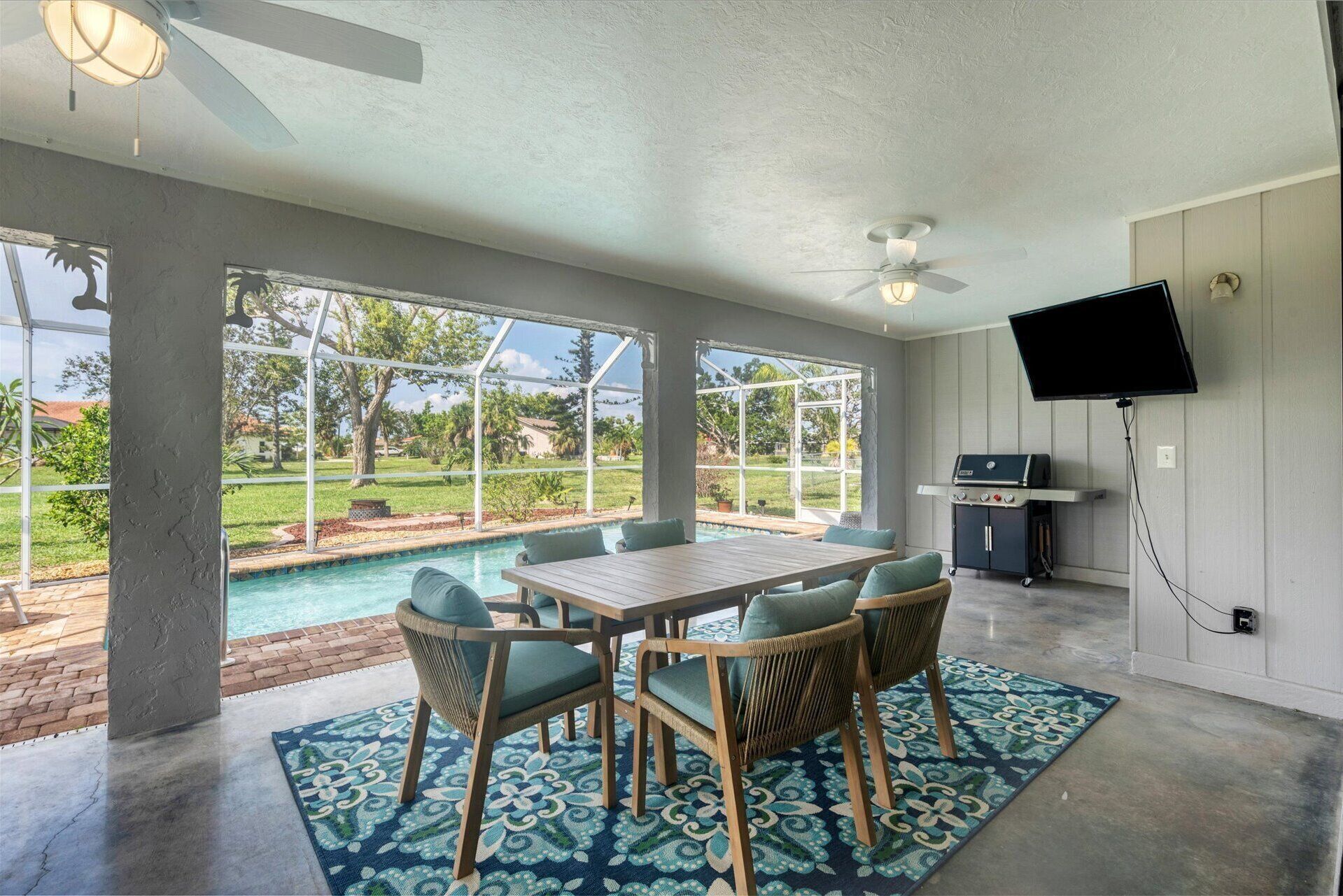 House (3 Bedrooms) | Interior