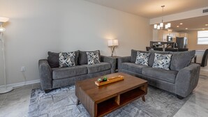 Nhà (2 Bedrooms) | Nội thất