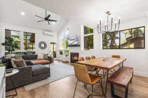 Interior - Commanche 41 (Park City)