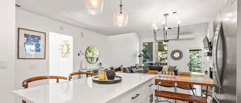 Villa (4 Bedrooms) | Interior