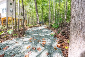 Interior - Cozy Beehive Treehouse (Pittsboro)