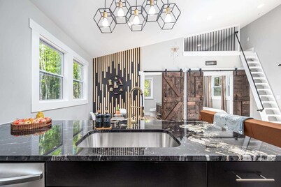 Cozy Beehive Treehouse