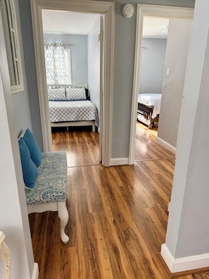 2 bedrooms, iron/ironing board, WiFi, bed sheets