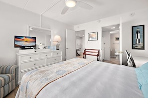 2 bedrooms, desk, iron/ironing board, free WiFi - Oceanfront 2 Bed/2 Bath, Sleeps 8 (Ocean City)