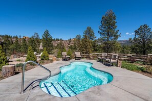 Indoor pool - Cozy Loft at Tamarron Lodge, Pool, Hot Tub, Tennis, Golf, & Dining (Durango)