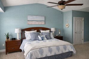 2 bedrooms, iron/ironing board, Internet, bed sheets - Barefoot Bungalow (North Myrtle Beach)