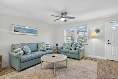 3-bedroom townhome with AC & Wifi in gorgeous Ponte Vedra Beach
