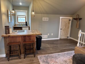 Interior - Private Loft Retreat Near Gettysburg & Harrisburg, Thoughtfully Appointed (Dillsburg)
