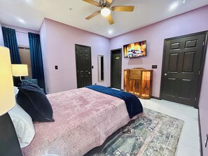 Iron/ironing board, WiFi, bed sheets