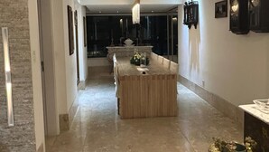 Unclassified image, 4 of 19, button - Luxury Apartment in Ondina (Carnival - Barra-Ondina Circuit) (Salvador)