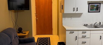 Adorable 1-bedroom apartment in welcoming Big Falls perfect for getaway