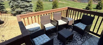 Cozy Mother–Daughter Efficiency Private Entrance Quiet Residential Setting