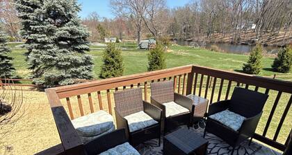 Cozy Mother–Daughter Efficiency Private Entrance Quiet Residential Setting