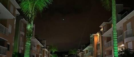 2 outdoor pools, pool umbrellas, pool loungers