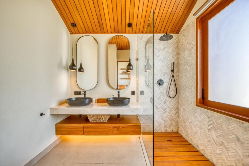 Luxury Villa, Lanai | Bathroom