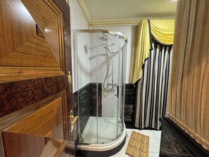 Towels - Hampstead Lodge (London)