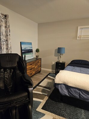 WiFi, bed sheets - Modern Handicapped Accessible Studio Apartment In-Law suite (Harrison)