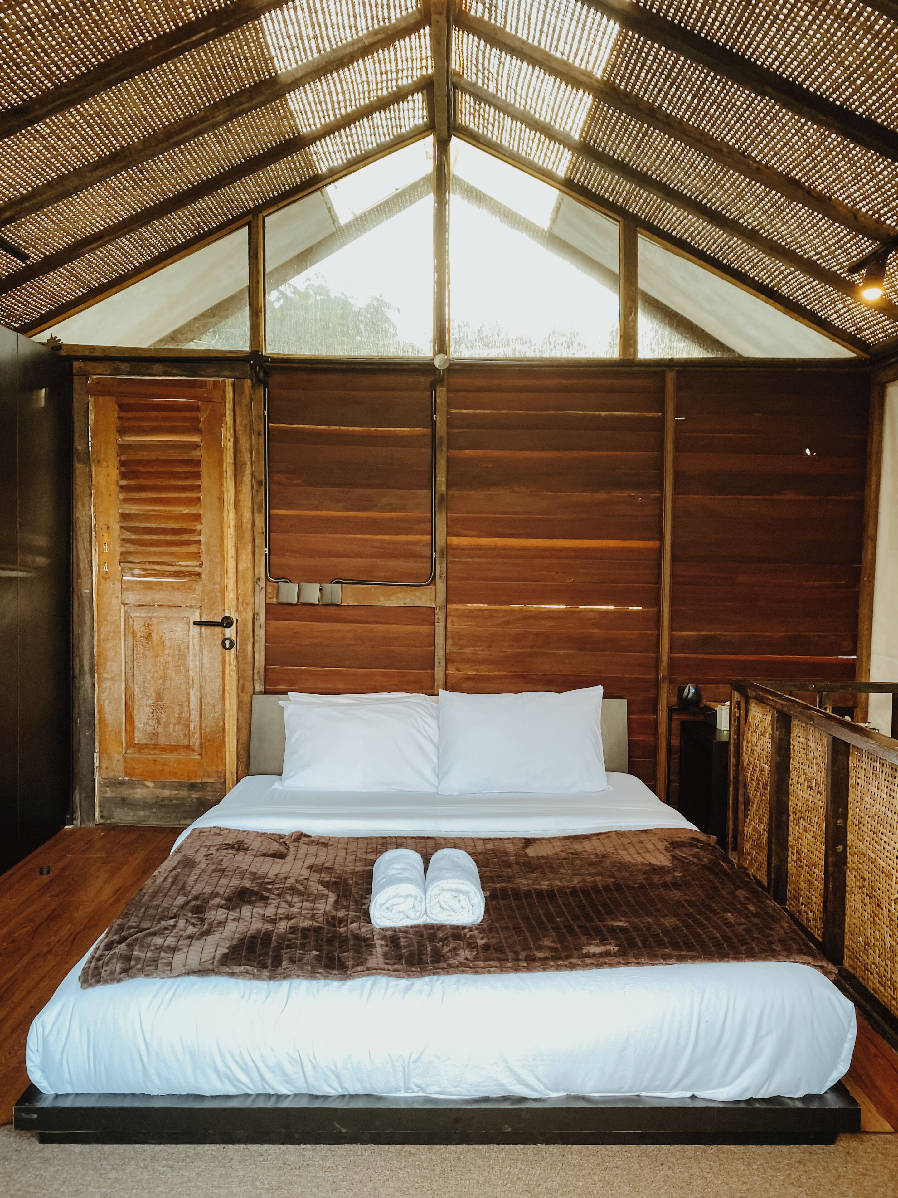 Deluxe Tree House, 1 Queen Bed, Balcony, Mountain View | Free WiFi