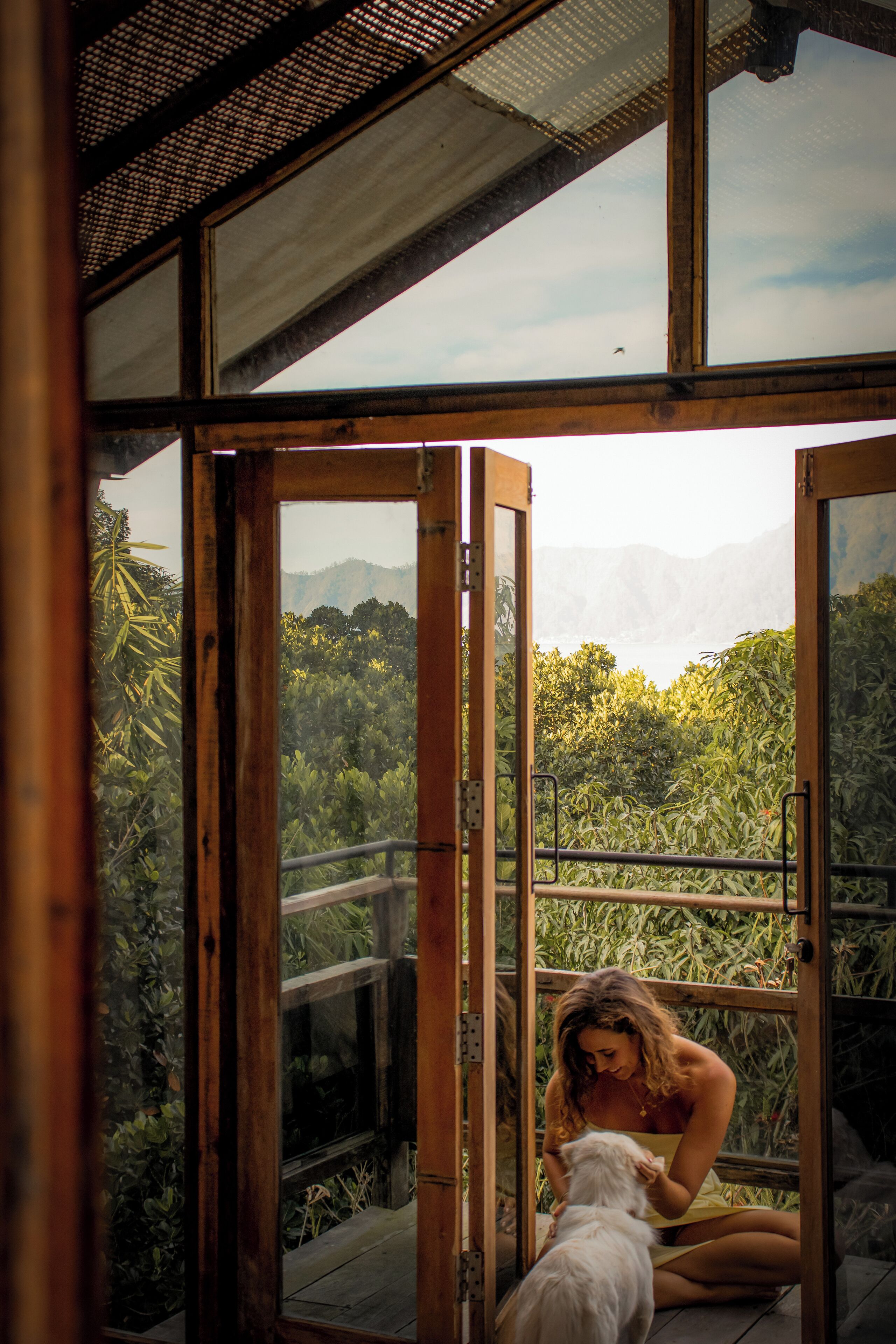 Deluxe Tree House, 1 Queen Bed, Balcony, Mountain View | Interior