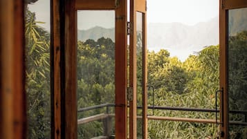 Casa Deluxe en un árbol, 1 cama de matrimonio, balcón, vistas a la montaña | Interior