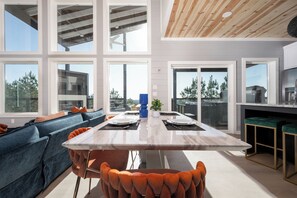 Dining - Mountain View in Broken Bow from the Deck with Heated Pool and Hot Tub (Broken Bow)