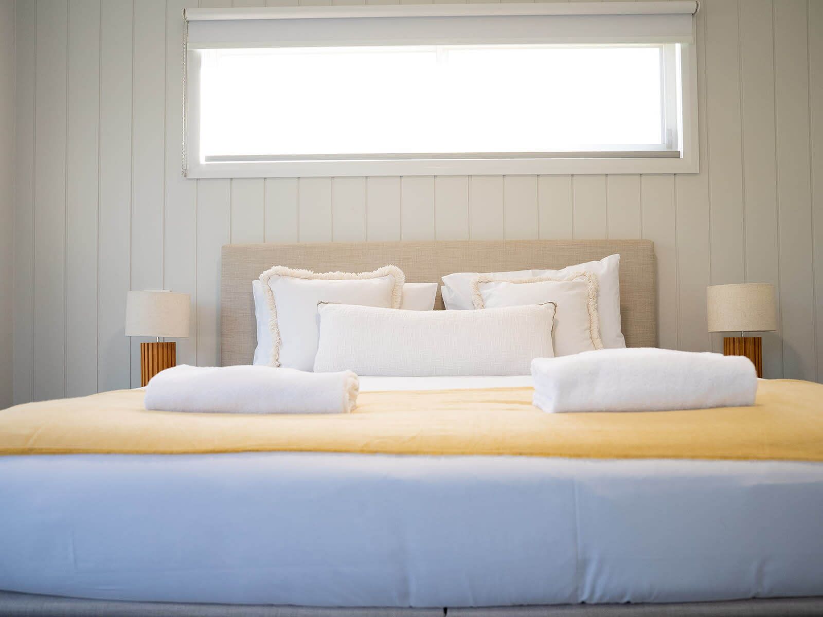 4 chambres, fer et planche à repasser, lit parapluie, Wi-Fi