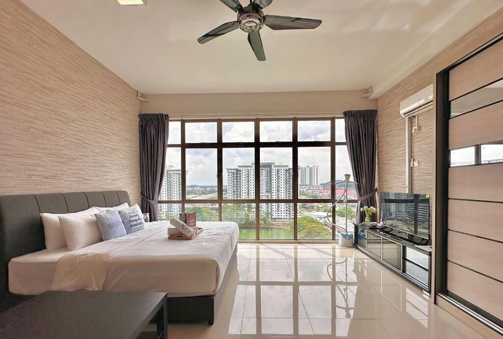 Blackout curtains, iron/ironing board, free WiFi