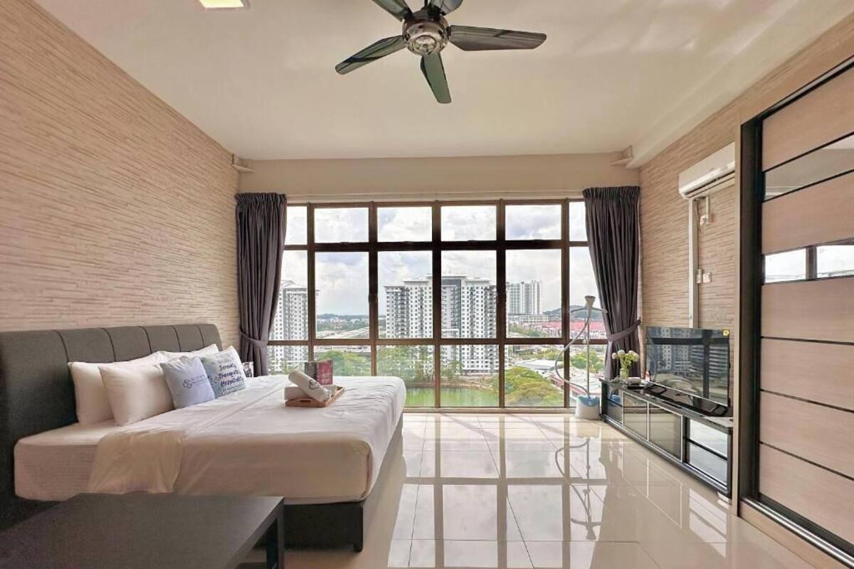 Blackout curtains, iron/ironing board, free WiFi