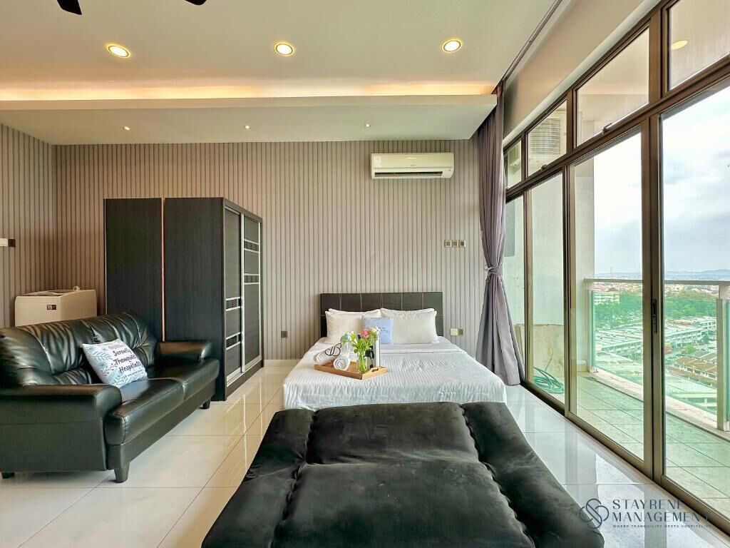 Blackout curtains, iron/ironing board, free WiFi