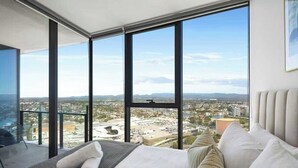 1 bedroom, iron/ironing board, WiFi, bed sheets - River View High-Rise 1BR Apartment by GC Casino (Broadbeach)