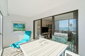 Dining - Seascape Bonita Beach | Gulf Views | Courts + Beach Access (Bonita Springs)