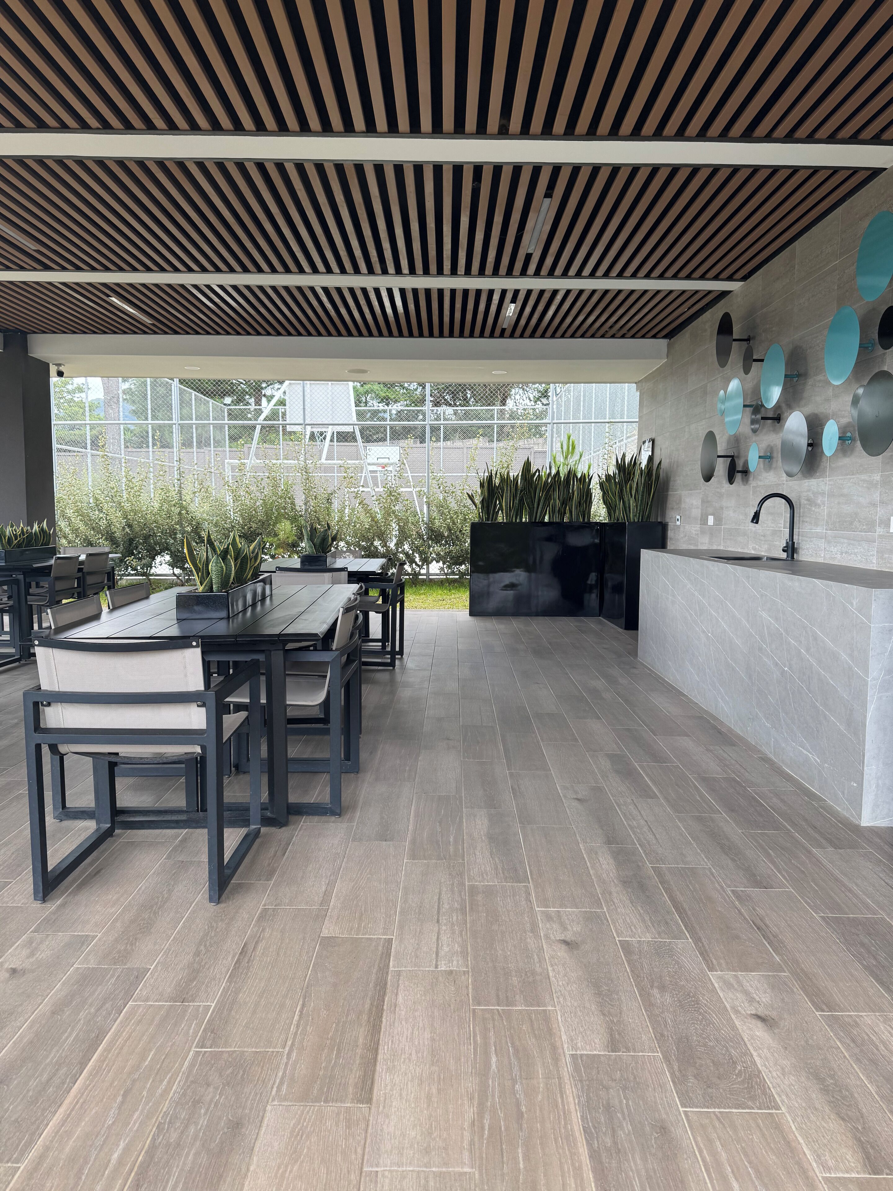 Outdoor dining