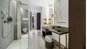 ห้องซูพีเรียทวิน | ห้องน้ำ