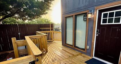 Cozy 1-bedroom cabin with private yard and deck.