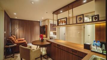 Executive Suite | Interior